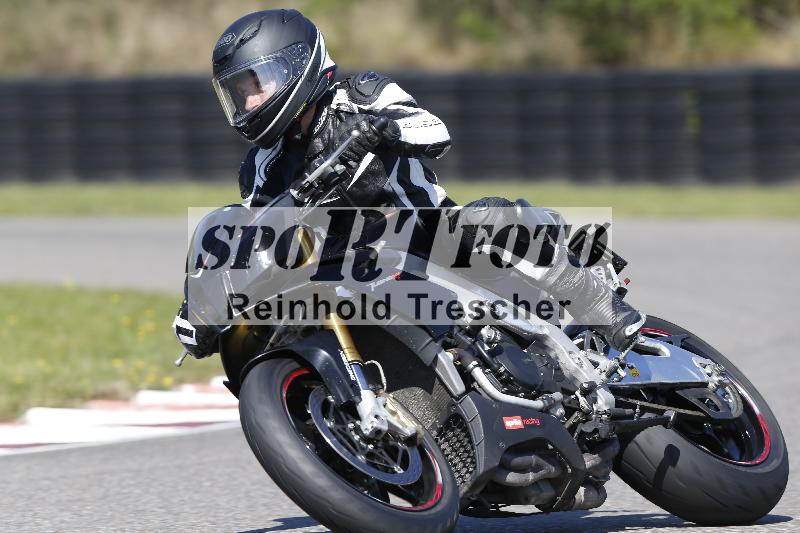 /Archiv-2025/48 25.08.2025 Cornu Master School ADR/gruen-vert/111